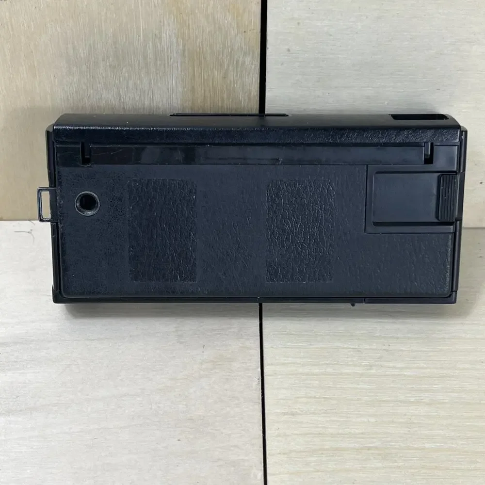 Vintage 1972 Kodak Pocket Instamatic 20 Camera UNTESTED With Case